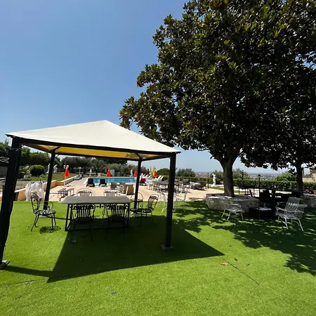 Wuthering Heights 3*